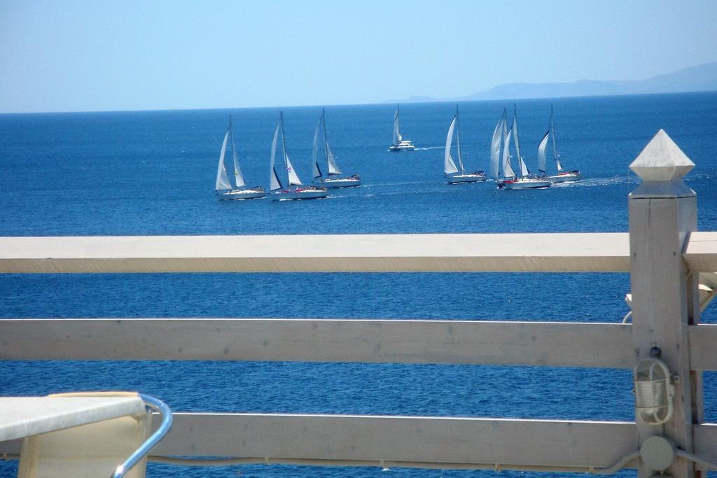 Kavos Bay Seafront Hotel Agia Marina  Exterior photo