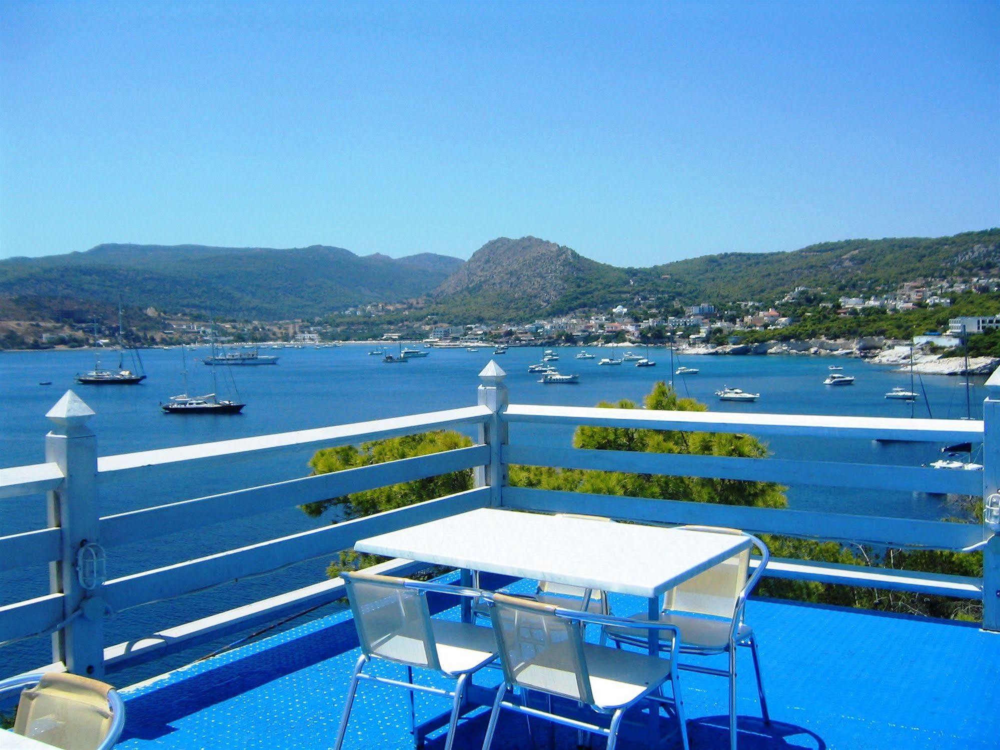 Kavos Bay Seafront Hotel Agia Marina  Exterior photo