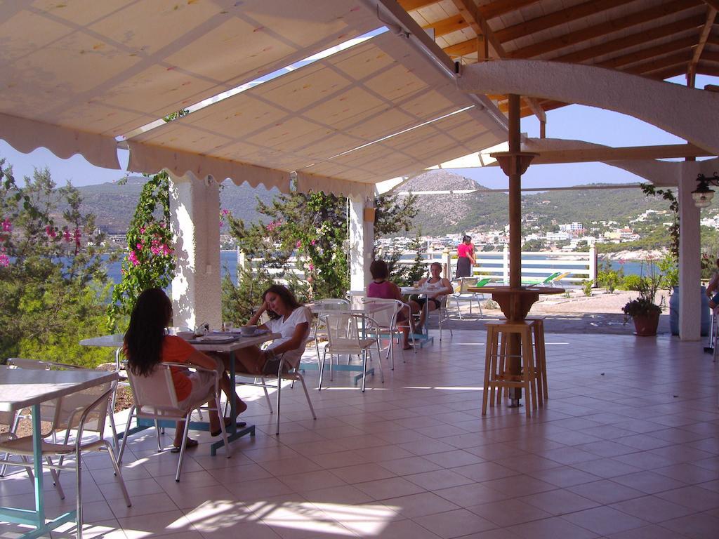Kavos Bay Seafront Hotel Agia Marina  Exterior photo